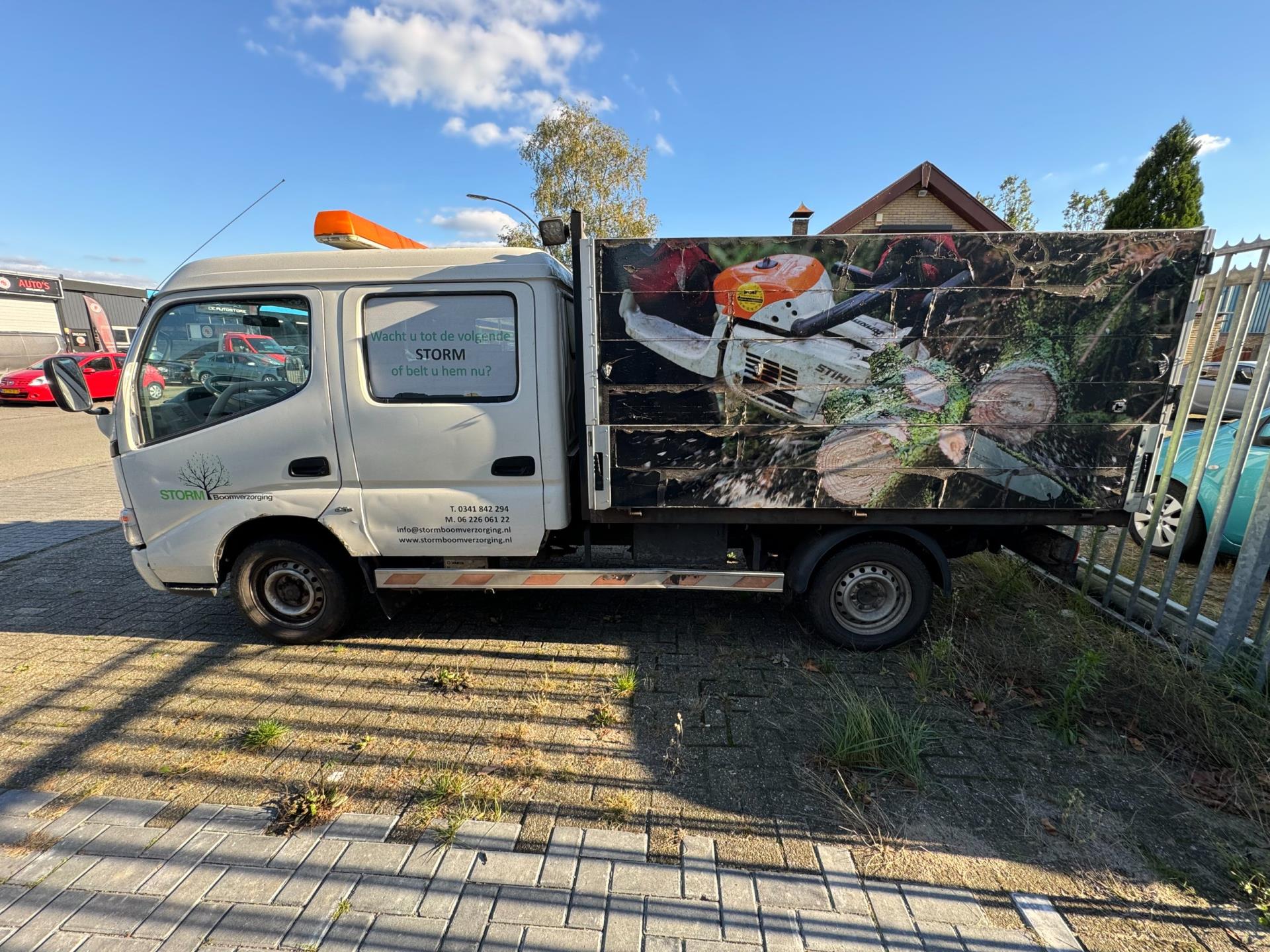 40657926-2.jpg