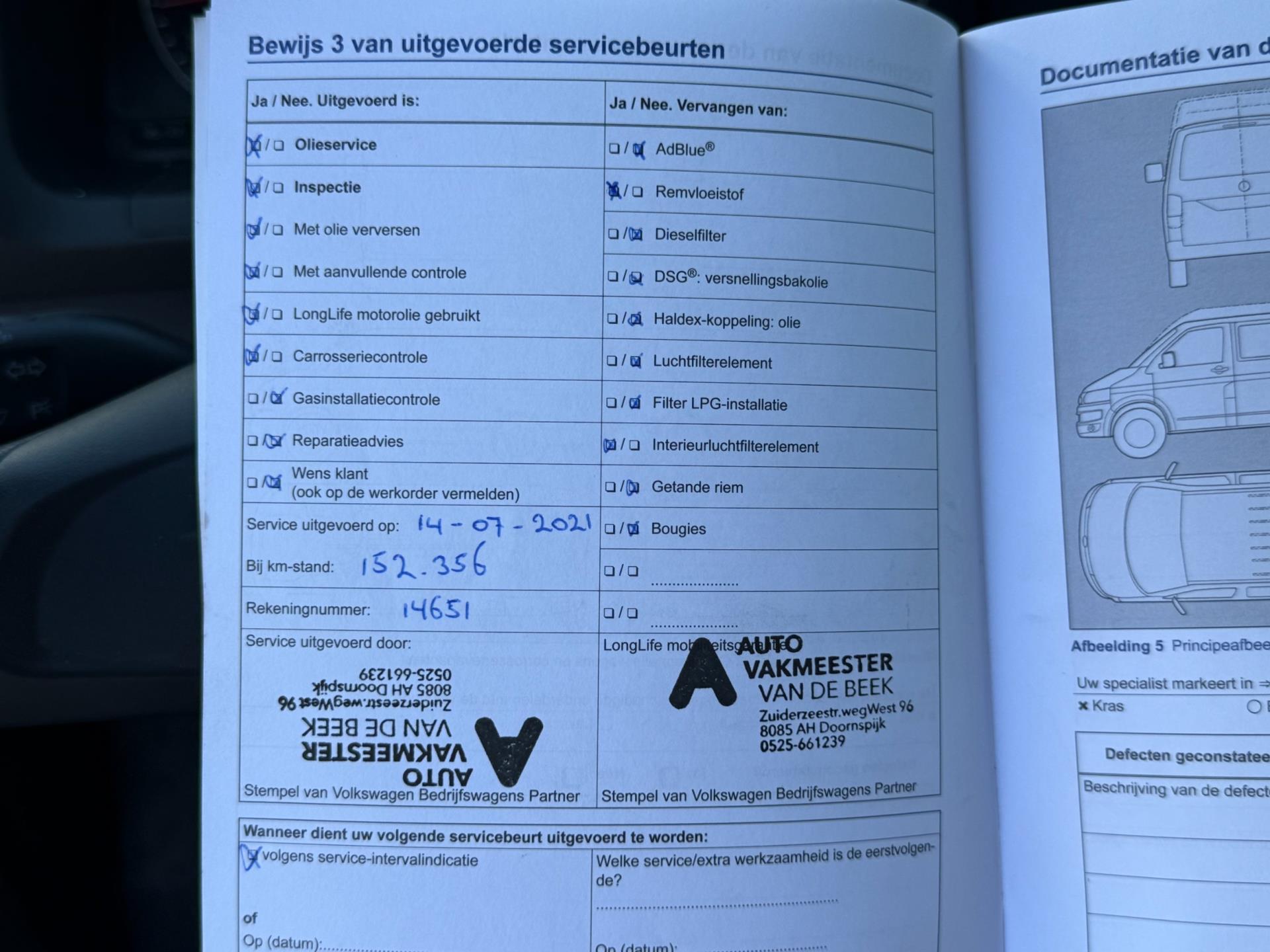 44926896-19.jpg