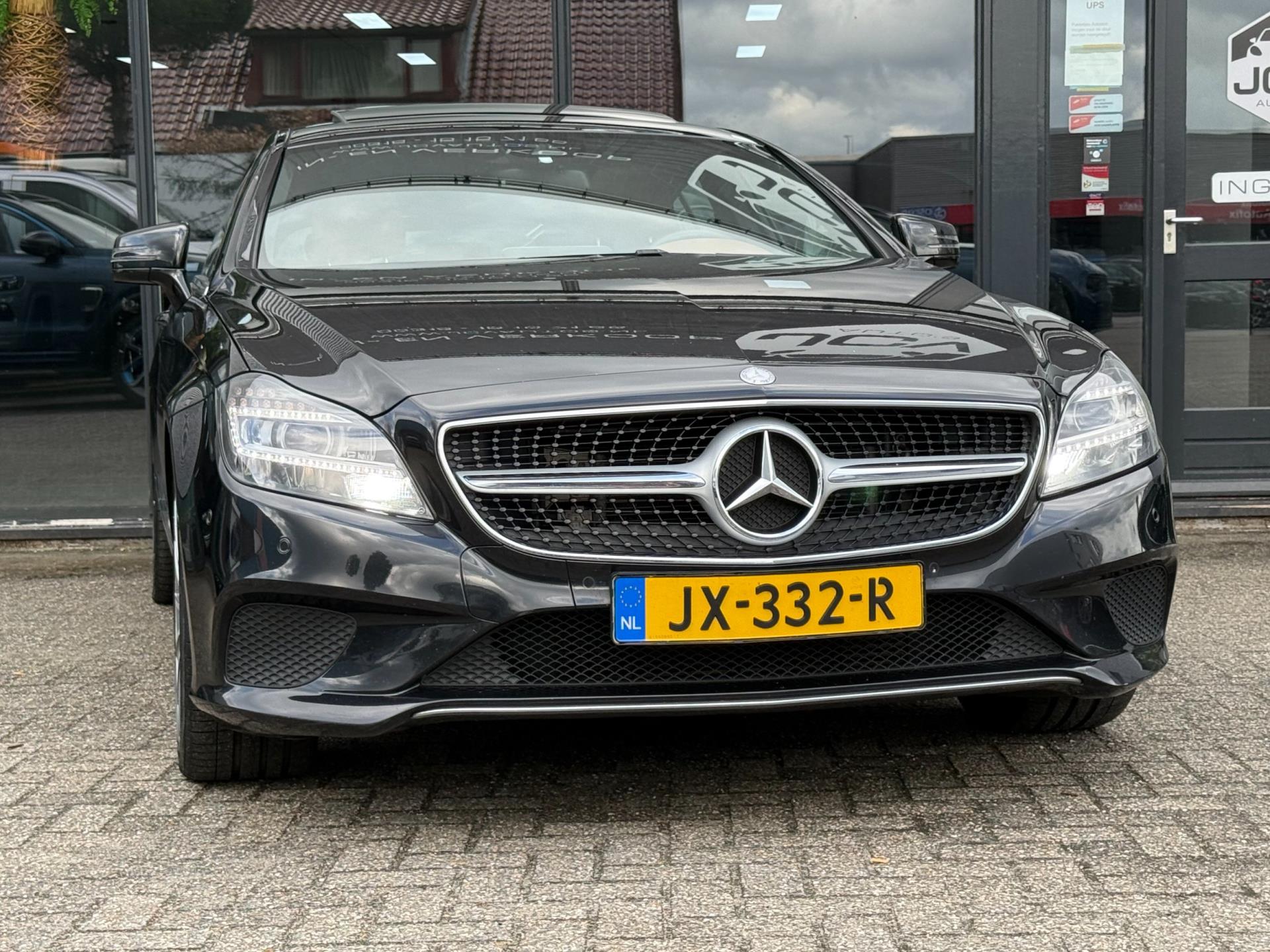 45499222-11.jpg