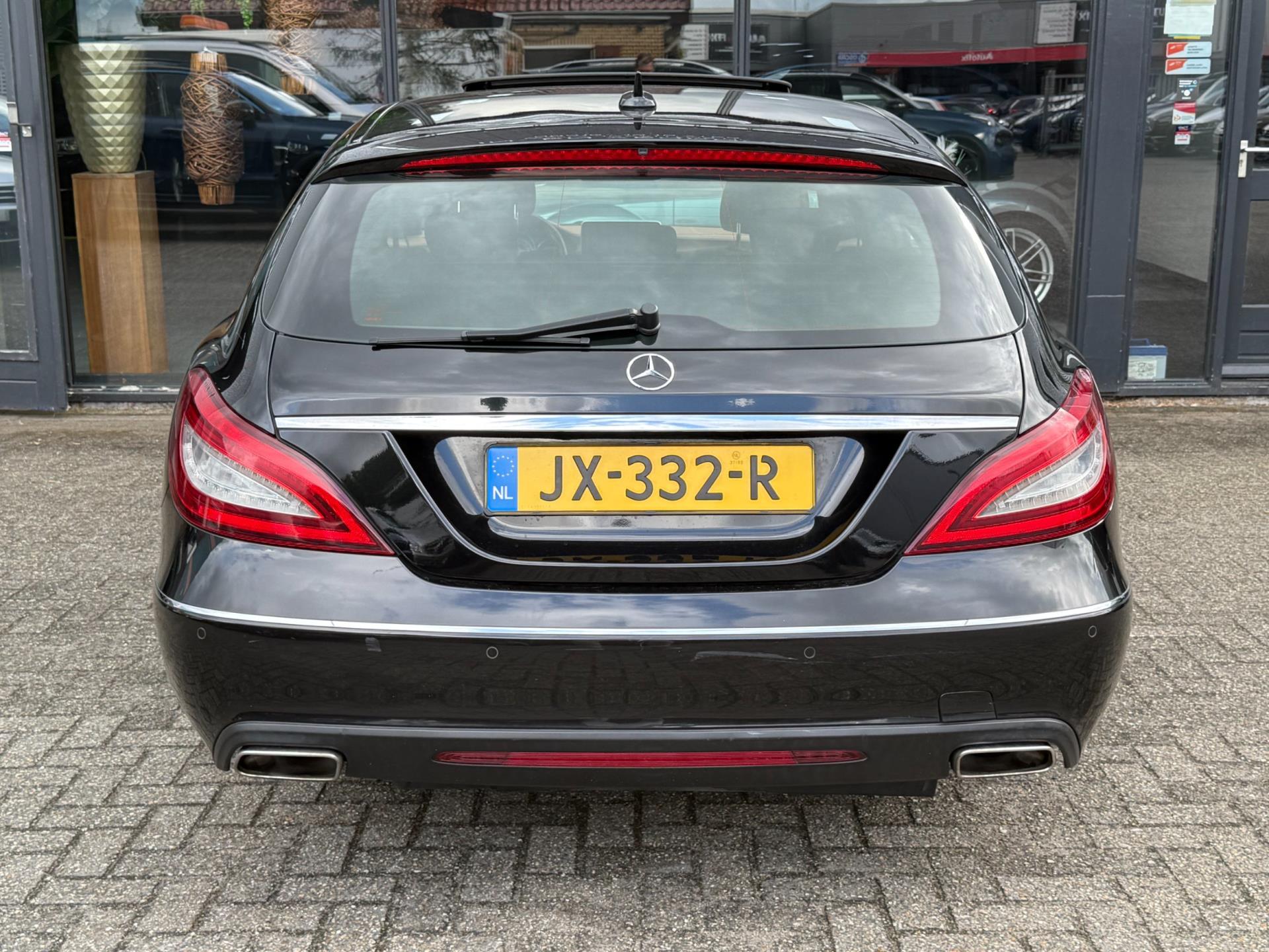 45499222-5.jpg