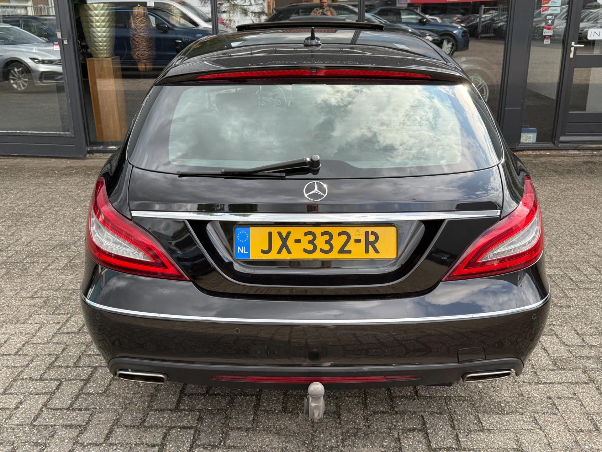 45499222-6.jpg