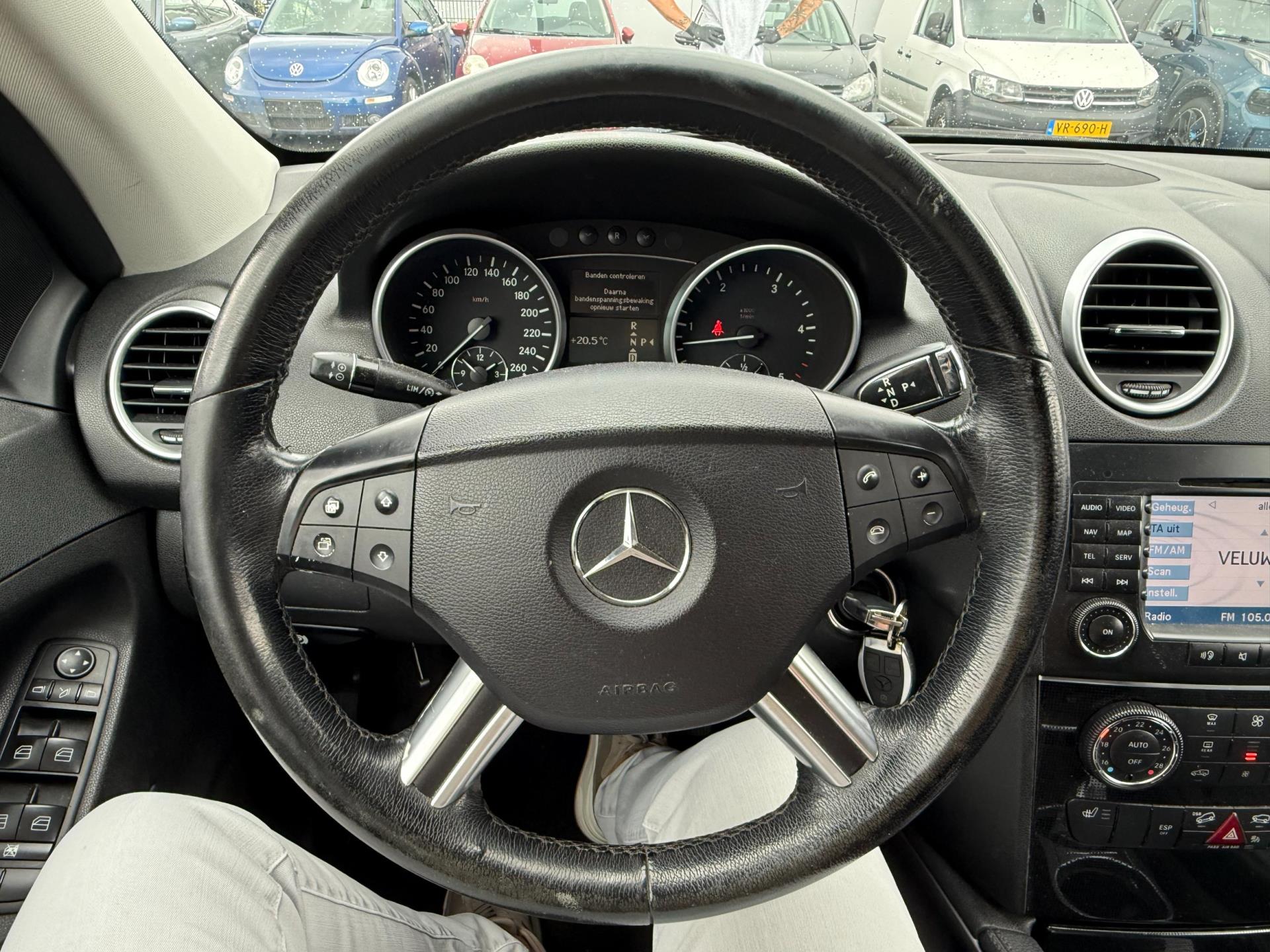 46584929-13.jpg
