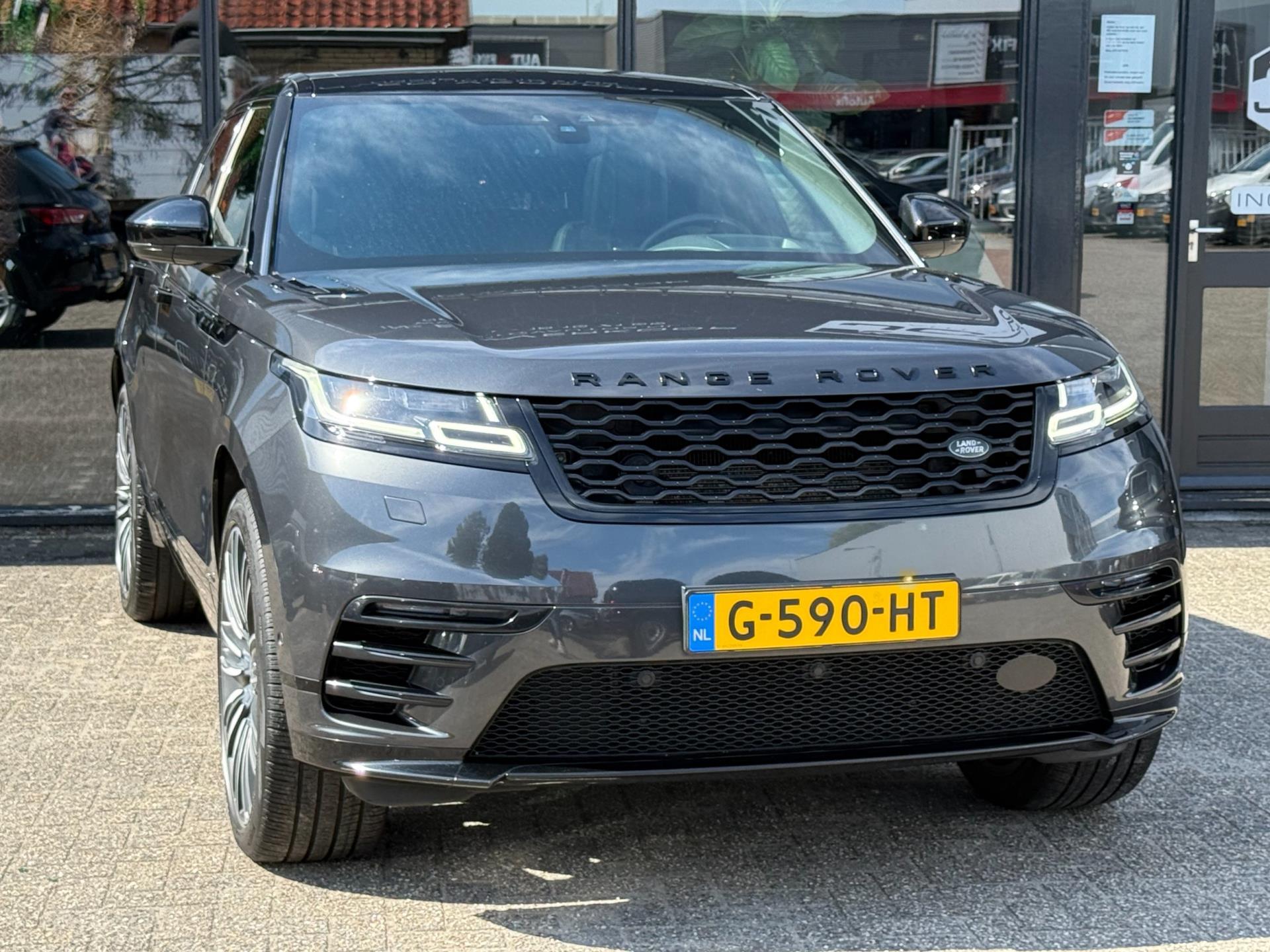47199303-11.jpg