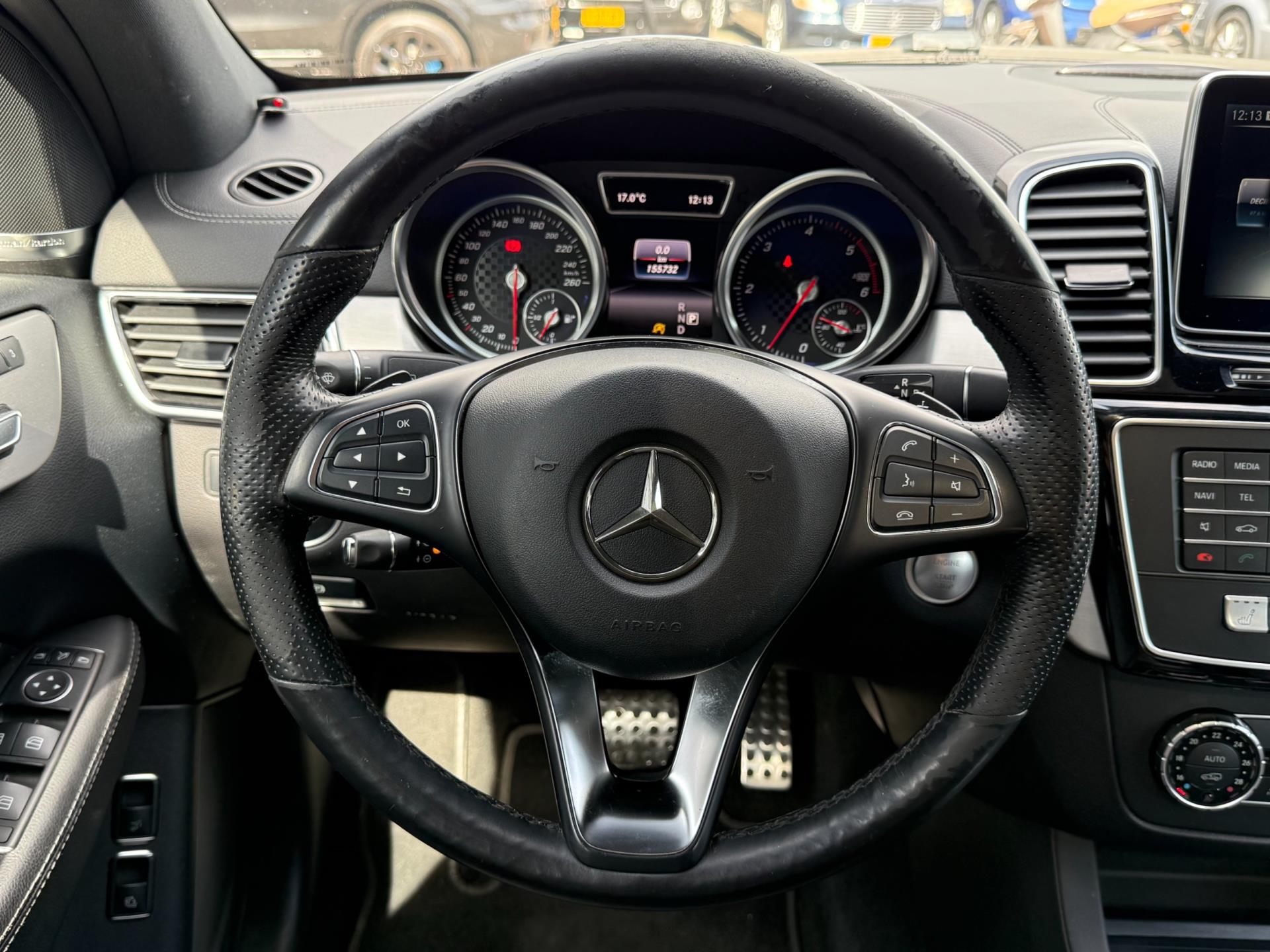 47248539-19.jpg