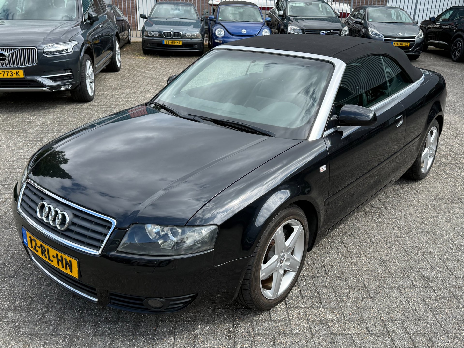 55402451-17.jpg