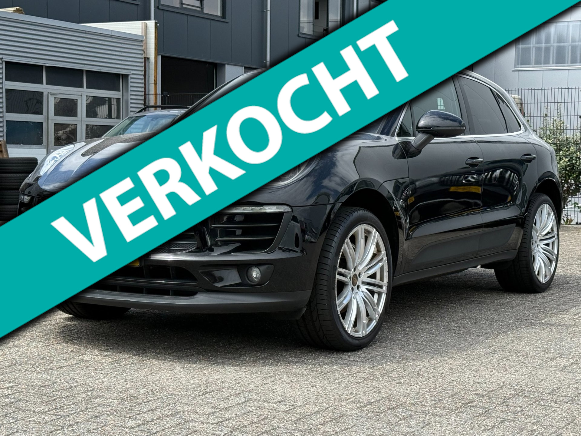 55413061-0.jpg